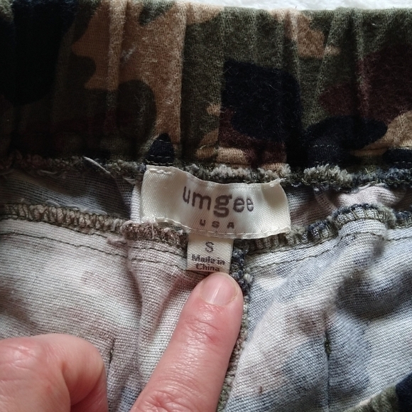 Umgee camo moto style pull on style pants - Picture 5 of 7